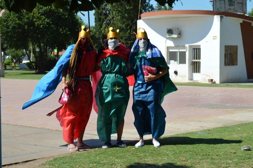 Los reyes magos, en las colonias municipales Los reyes magos, en las colonias municipales