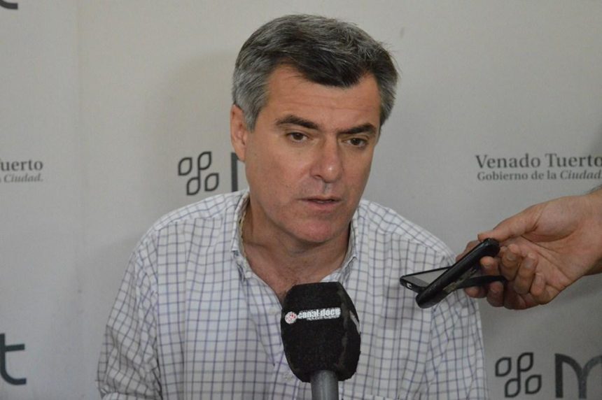 Confirman obras del canal San Urbano e interés en pavimentar la calle ancha