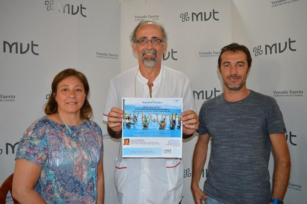 Curso de gimnasia acuática con especialista francés