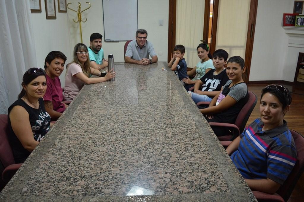 El intendente recibió a jugadoras de Las Safinas