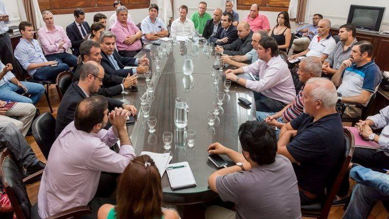 Provincia y municipios evalúan protocolo de control de fiestas masivas