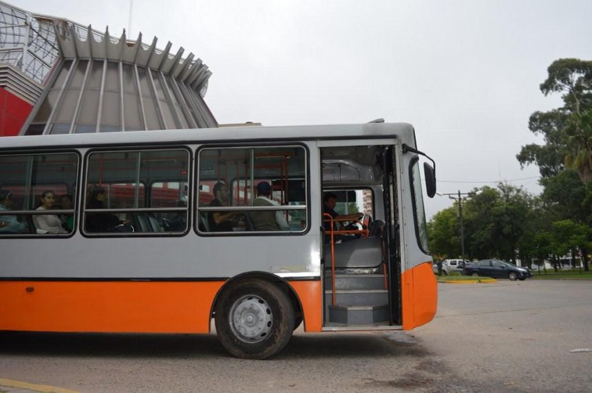 Garantizan normal prestación del transporte urbano