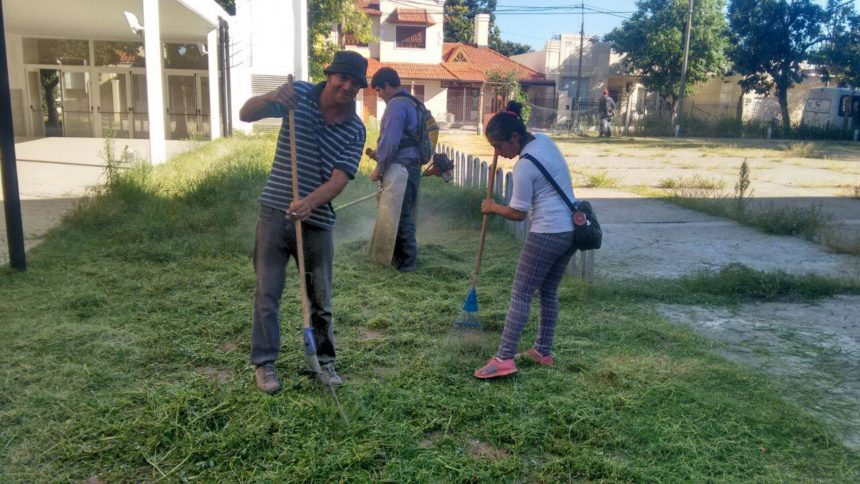 Mantenimiento de espacios públicos y escuelas