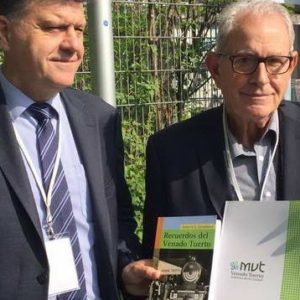 Encuentro en Frankfurt con el cónsul general