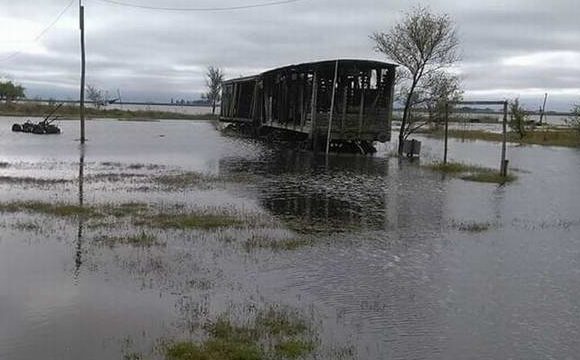 Desborde hídrico en la laguna El Hinojo