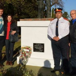 Los Bomberos Voluntarios tienen su monumento en plaza San Martín