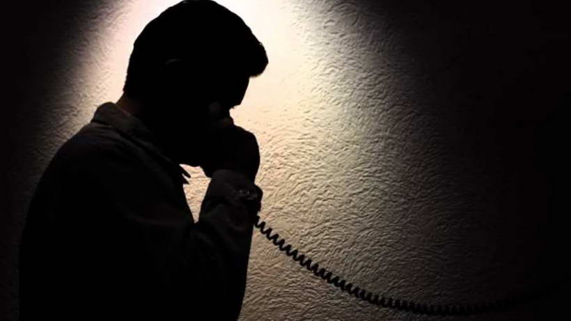 Advertencia por extorsiones telefónicas