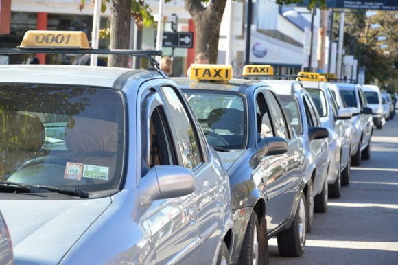 “Es importante que la tarifa de taxis y remises surja del consenso”
