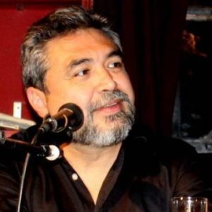 El periodista Cristian Alarcón disertó ante numeroso público El periodista Cristian Alarcón disertó ante numeroso público