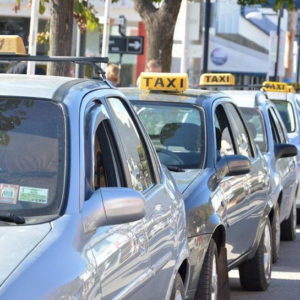 “Es importante que la tarifa de taxis y remises surja del consenso”