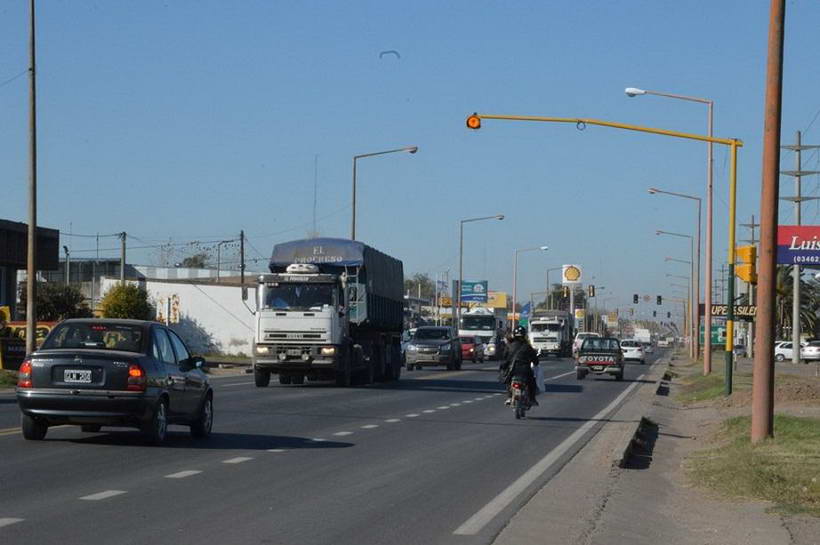 “Necesitamos controles permanentes por la sobrecarga en ruta 8”