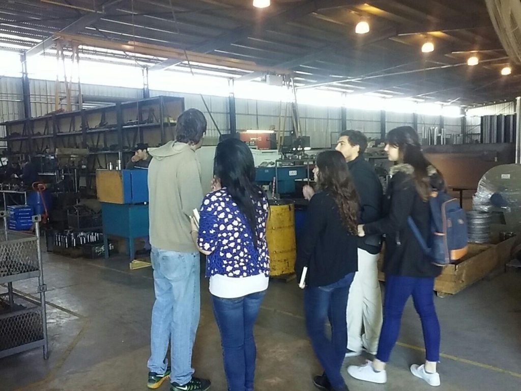 Trabajo conjunto con pasantes del IUGR y empresarios