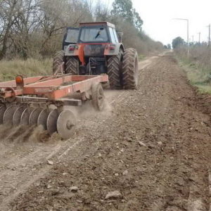 Alteo y desagote de caminos de la Zona 1