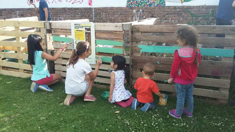 Continúa el compostaje comunitario en plazoleta Marcos Zar
