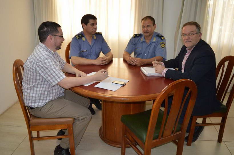 Reunión con autoridades policiales por prevención en temporada de verano