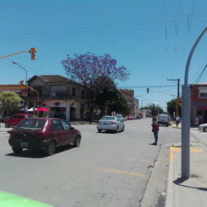 Ya colocaron los semáforos en el cruce del nuevo hospital