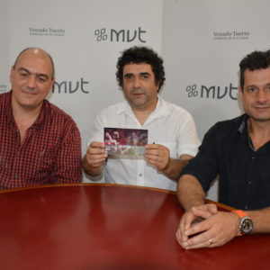 Mauro Calderone presenta mural homenaje por los 30 años del Galpón Mauro Calderone presenta mural homenaje por los 30 años del Galpón