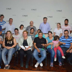 Escrituración de lotes para empleados municipales