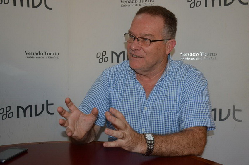Lagna: “El Concejo debe suspender la ordenanza que impide abrir los domingos”