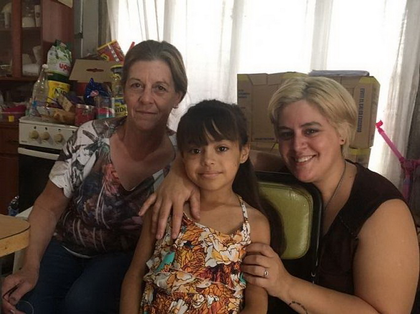 Recital de Cosita García para colaborar con Candela