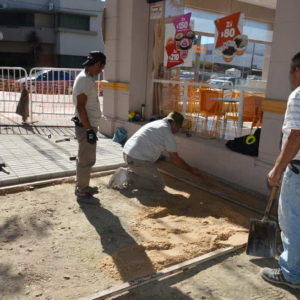 Avance de obra en cuadra larga de Belgrano con adoquinado Avance de obra en cuadra larga de Belgrano con adoquinado