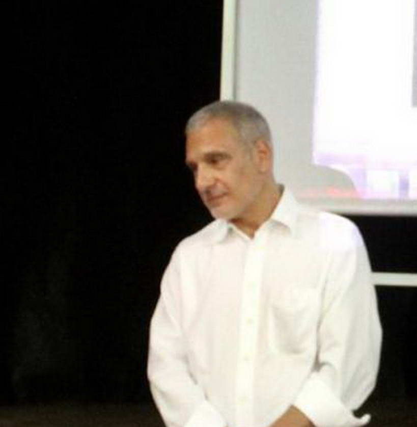 Oscar Chichoni exhibió en Venado su experiencia artística Oscar Chichoni exhibió en Venado su experiencia artística