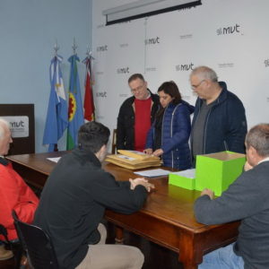 Abren ofertas por licitación de equipamiento y contenedores