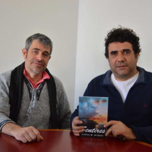 Andrés Brianza presenta su libro de poesías “Sentires”