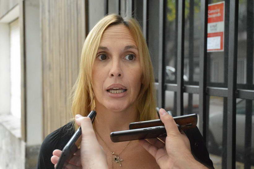 Infractores de tránsito pintaron la Biblioteca Savino Infractores de tránsito pintaron la Biblioteca Savino