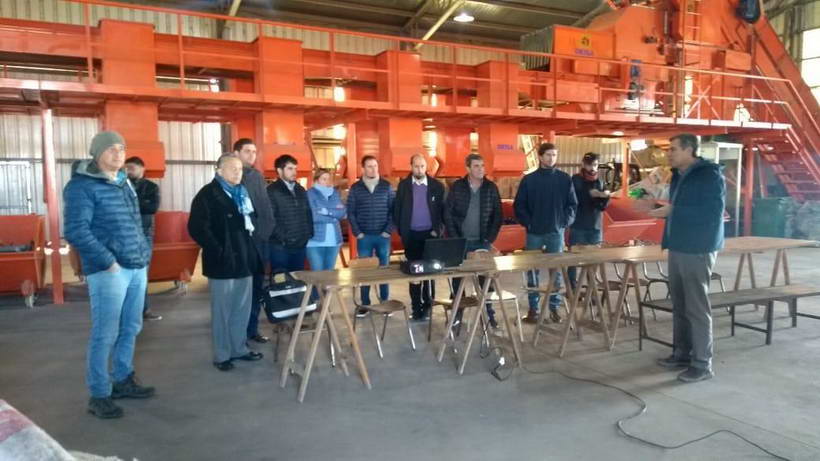 El intendente explicó a los concejales el proyecto de la planta de residuos El intendente explicó a los concejales el proyecto de la planta de residuos