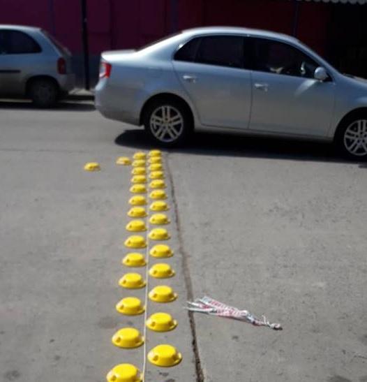 Colocaron reductores en Av. Casey Colocaron reductores en Av. Casey