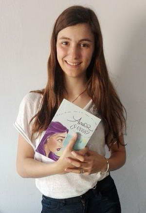 Regina Pellegrini presenta su novela “Amor, ¿o error?” en el Galpón