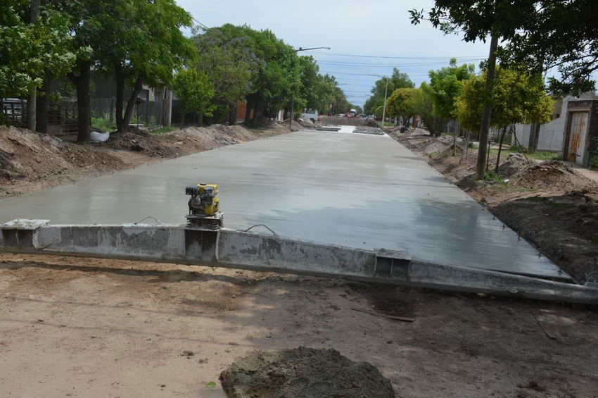 Rada presentó cuadra de pavimento en barrio Norte Rada presentó cuadra de pavimento en barrio Norte