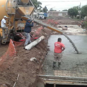 Hormigonado del emisario Piacenza Hormigonado del emisario Piacenza