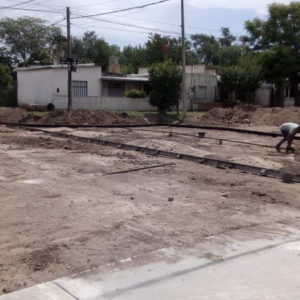 Hormigonado de aletas en barrio Malvinas Hormigonado de aletas en barrio Malvinas