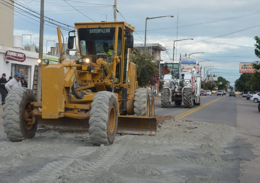 Trabajos de fresado en tramo de Avenida Santa Fe Trabajos de fresado en tramo de Avenida Santa Fe
