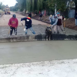 La gestión municipal suma cuadra de pavimento en barrio San José Obrero