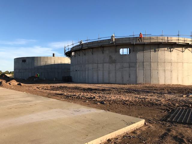 Notorio avance de obras en la planta de generación de Seeds Energy