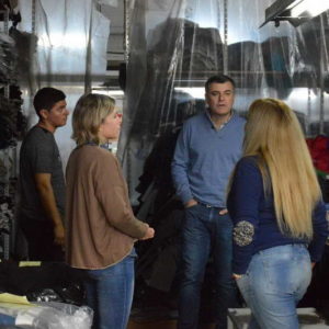 Visita del intendente Freyre a la planta de Jeans Pulse
