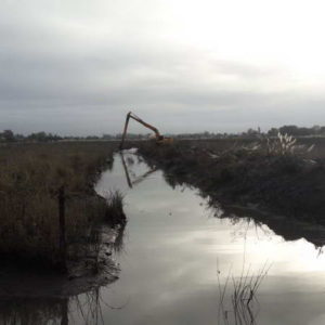 Limpieza del canal hacia Las Aguadas Limpieza del canal hacia Las Aguadas