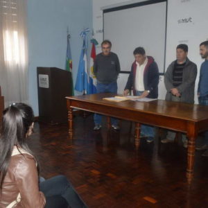 Dos ofertas para la restauración estructural del anfiteatro de plaza Italia
