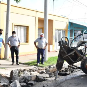 Chiarella y Guillaumet supervisaron la obra hídrica de calle Laprida