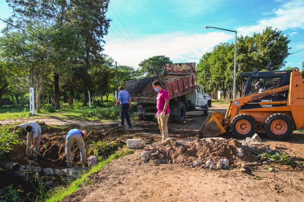 El Municipio efectuó un operativo integral de limpieza en el barrio Alejandro Gutiérrez