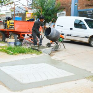 Más accesibilidad: el Gobierno Municipal avanza con la reconstrucción de rampas y el arreglo de calles