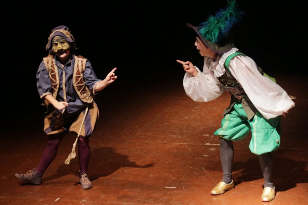 “Teatro de una Noche de Venado” dejó su magia artística con variadas obras y capacitaciones