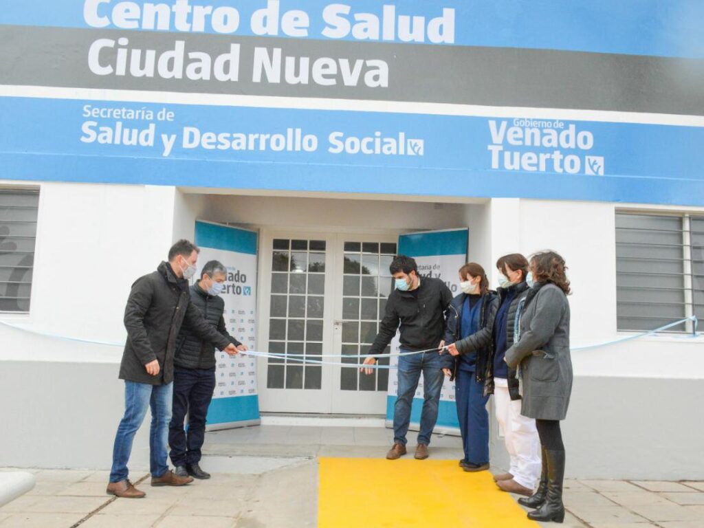 Chiarella junto a trabajadores de la Salud inauguraron las nuevas obras en el Centro de Salud del barrio Ciudad Nueva
