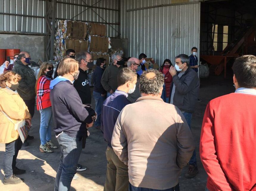 Programa Reciclar Venado: vecinalistas visitaron la Planta de Tratamiento de Residuos