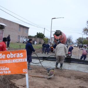 El Gobierno Municipal realiza tareas de preparación de suelo para una nueva pavimentación