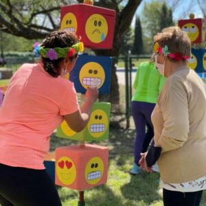 Los Adultos Mayores disfrutaron del Picnic de Primavera organizado por la Dirección de Deportes Los Adultos Mayores disfrutaron del Picnic de Primavera organizado por la Dirección de Deportes