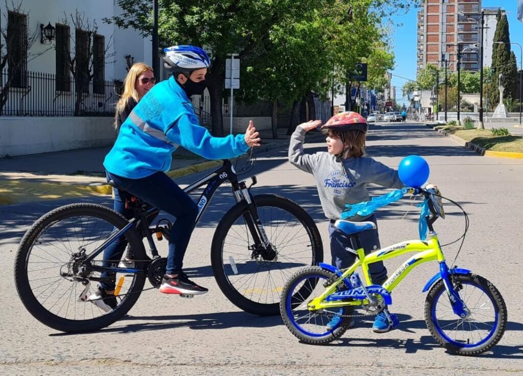Venado Tuerto tuvo su primera experiencia de calle recreativa con el lanzamiento de “Con-vivamos”